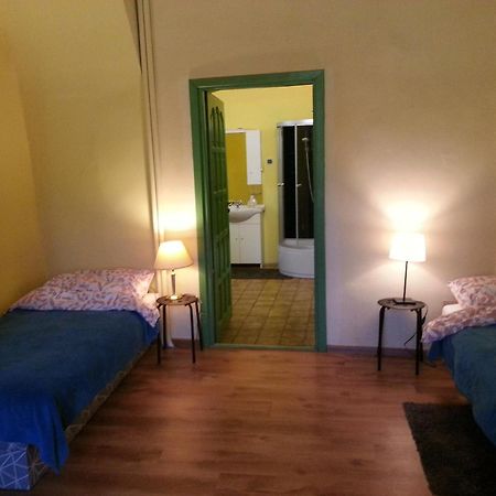 Palac Jastrowiec Bagian luar foto