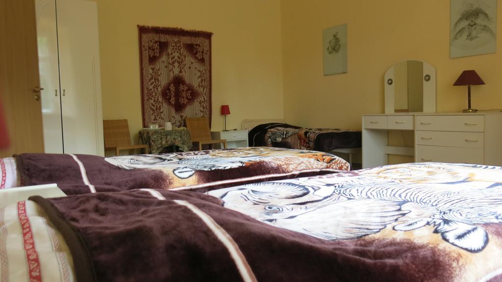Palac Jastrowiec Bagian luar foto